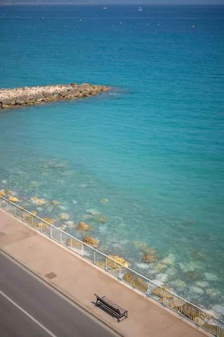 Le Panorama -Vue Exceptionnelle - Dernier Etage - Front De Mer Menton 0*,