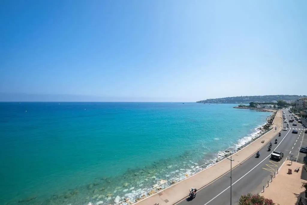 Le Panorama -Vue Exceptionnelle - Dernier Etage - Front De Mer Menton Appartement